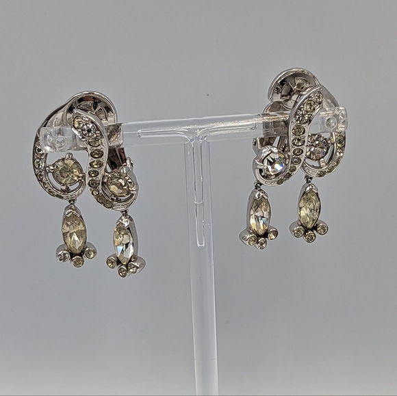 Vintage Unique Joseph Mazer Silver Tone Rhinestones Dangles Clip on Earrings - Picture 11 of 14